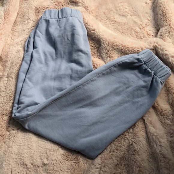 Brandy Melville Pants - Brandy Melville Sweatpants
